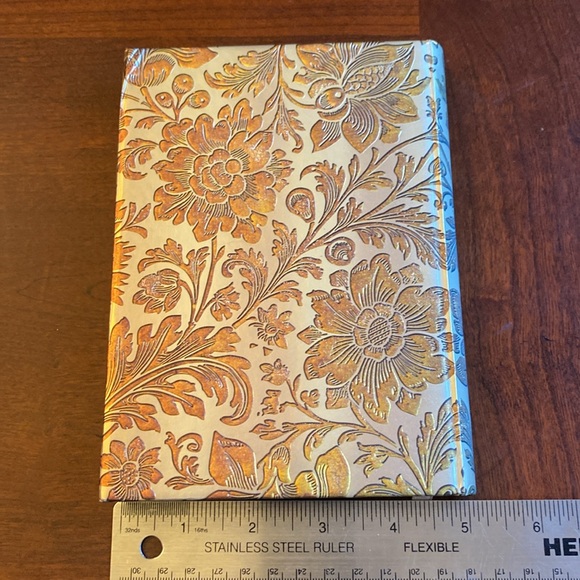 Journal Notebook. Paperblanks Honey Bloom. Never Used. Lined paper. - Picture 9 of 10
